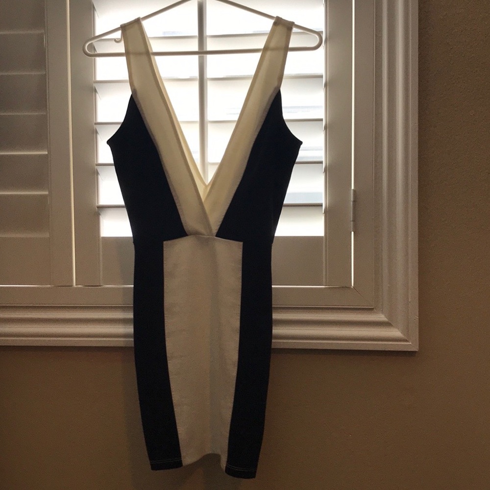 Low cut black and white dress- worn once